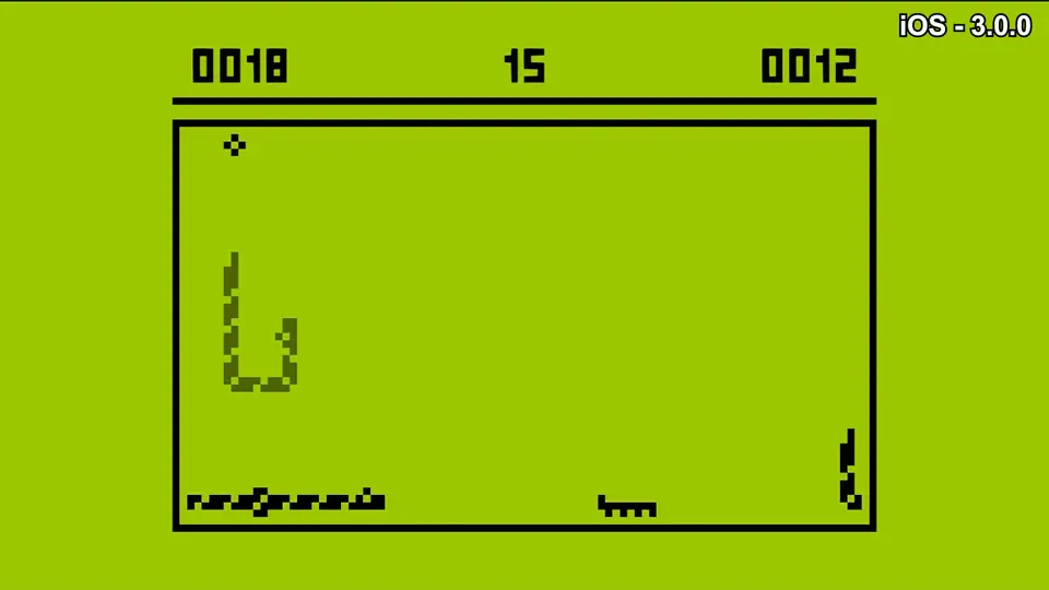 Captura 2 de partida multijugador del Snake II de Nokia para iOS.